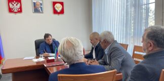 Сайгидпаша Умаханов провел личный прием граждан в Махачкале