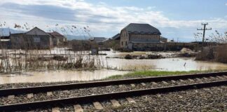 В Дагестанских Огнях ликвидируют последствия масштабного подтопления