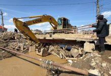 В Махачкале продолжается расчистка русла реки Черкес-Озень