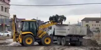 В Махачкале третью неделю устраняют последствия стихии
