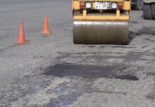 В Махачкале устраняют последствия непогоды на дорогах