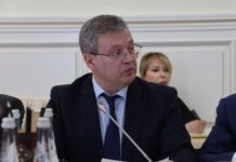 Сергей Меликов обсудил меры господдержки граждан, лишившихся жилья