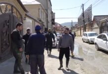 Волонтеры из Кизилюрта помогли жителям Махачкалы в ликвидации последствий подтоплений