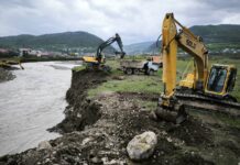 Минприроды Дагестана продолжает защитные работы на реке Уллучай в Кайтагском районе