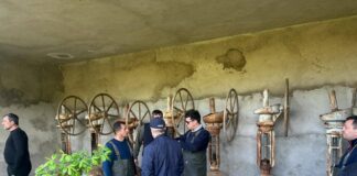 Министр строительства Дагестана проверил ситуацию с водоснабжением в селе Карабудахкент