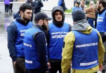 Гаджимурад Муртузалиев проинспектировал ход масштабного субботника в Махачкале