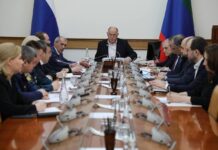 Абдулмуслим Абдулмуслимов потребовал исключить промедления при выплатах пострадавшим в Дагестане Правительство РД