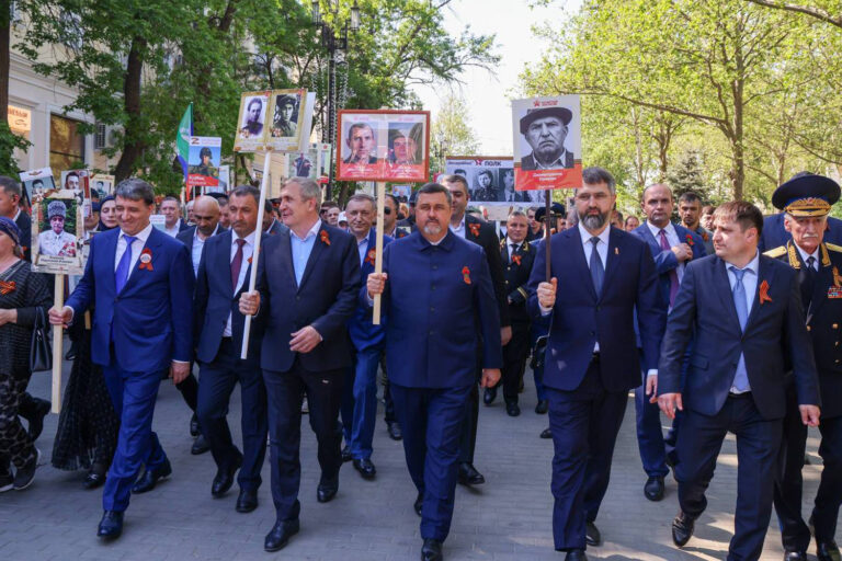 «Бессмертный полк» памяти защитников Родины