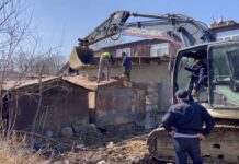 В Махачкале на улице Магомедтагирова снесли незаконные гаражи