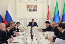 Федор Щукин обсудил ключевые этапы развития микрорайонов «Южный» и «Аваин» Дербента