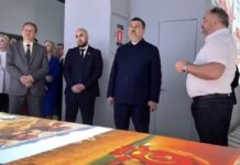 Фёдор Щукин осмотрел выставку «Поколение Героев»