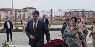 Джамбулат Салавов почтил память Героя СВО Александра Суханова в школе №57