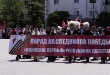 Джамбулат Салавов принял участие в Параде наследников Победы в Махачкале