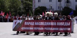 Джамбулат Салавов принял участие в Параде наследников Победы в Махачкале