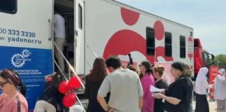 В центре Махачкалы проходит масштабная донорская акция