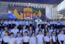 Мэр Махачкалы обратился к юным горожанам в День защиты детей