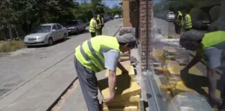 В Махачкале началась установка тактильной плитки для незрячих и слабовидящих горожан