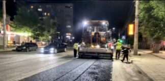На проспекте Амет-Хана Султана в Махачкале ведут ремонт дорожного полотна
