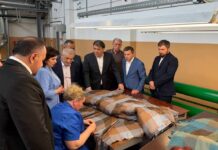 Джамбулат Салавов в составе делегации Дагестана посетил предприятие «Камволь» в Минске
