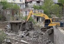 208 незаконных объектов демонтированы в Махачкале с начала года