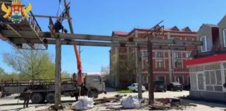 В Махачкале снесли незаконную заправку на улице Каммаева