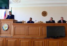 Магомед Рамазанов представил коллективу Минздрава Дагестана нового руководителя