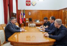 Федор Щукин встретился с командиром батальона «Каспий» Зауром Мингишиевым