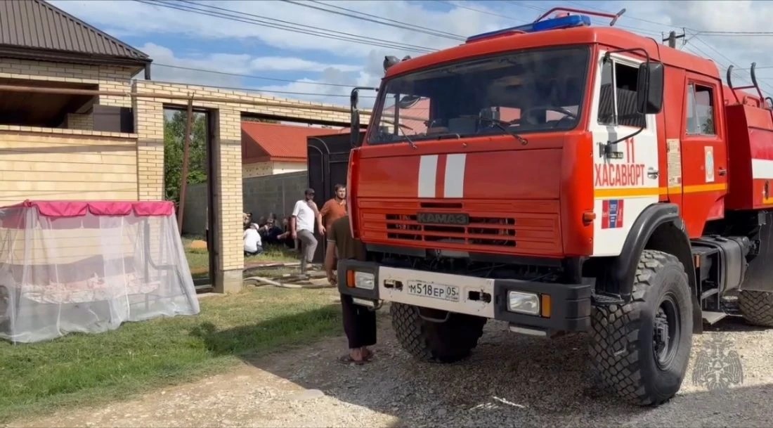 В Хасавюртовском районе при пожаре в частном доме погибли двое детей