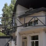Жалоба жителей привела к демонтажу конструкций в парке в Махачкале