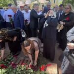 В Махачкале проходит открытие памятника Герою России Адильгерею Магомедтагирову