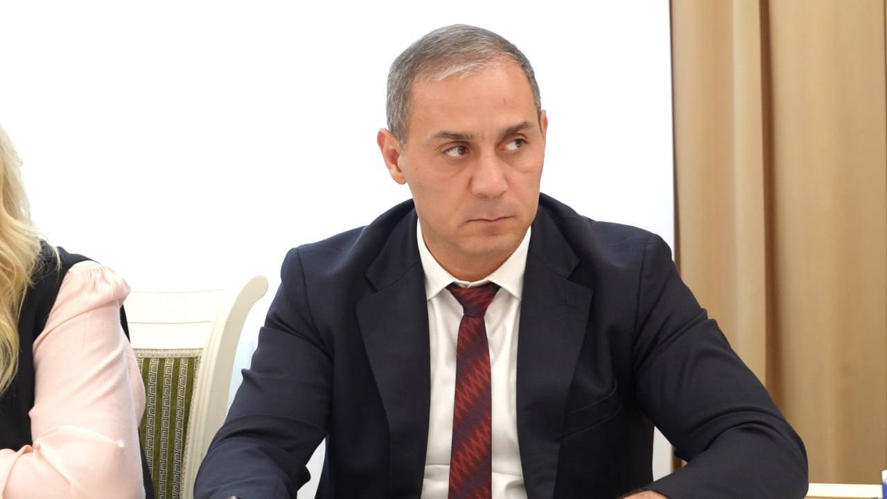 В Махачкале с начала года демонтировали более 50 незаконных торговых объектов и 152 рекламные конструкции
