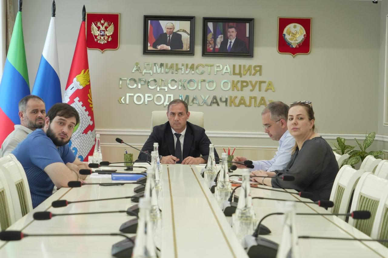 Власти Дагестана и Махачкалы ускоряют восстановление пострадавших от ЧС школ и детсадов