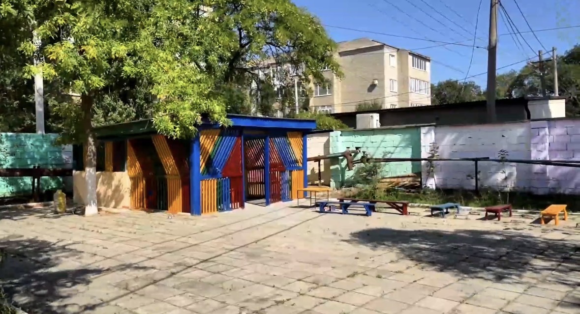 Дворовая территория детского сада №65 в Махачкале полностью заасфальтирована