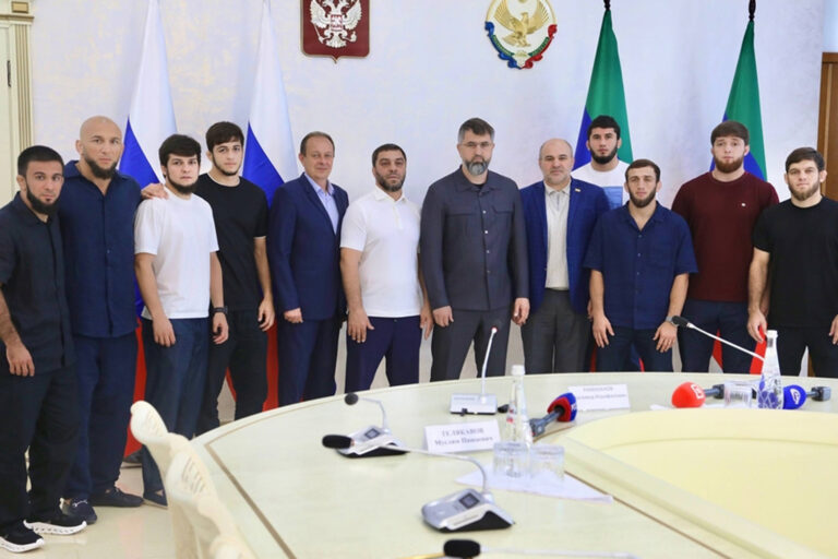 Девять золотых медалей: триумф дагестанских борцов