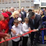 В Махачкале в день рождения Расула Гамзатова открыли обновленную модельную библиотеку