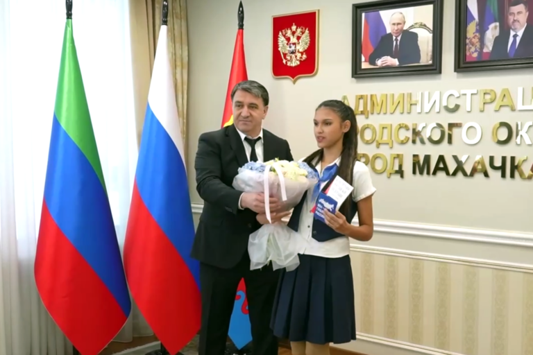 ПЕРВЫЕ во всем